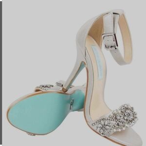 It's Wedding Season!